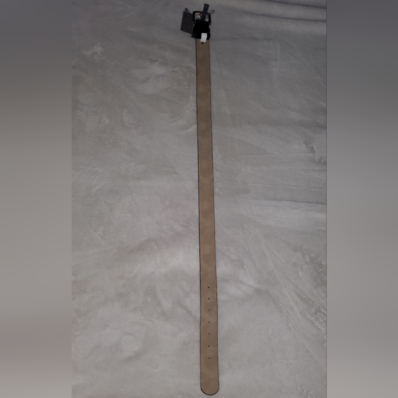 NWT- Vince Camuto Belt, Size Medium, Black - Picture 6 of 6